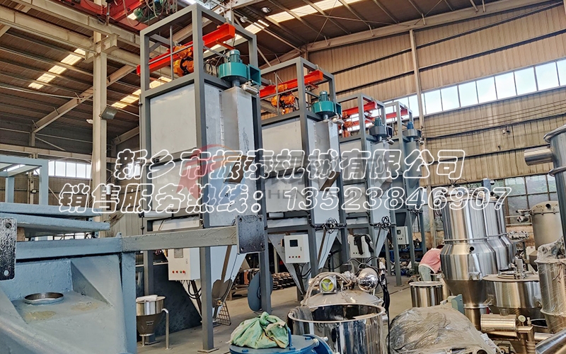 解密钛白粉吨袋拆包机，让你轻松应对粉尘问题